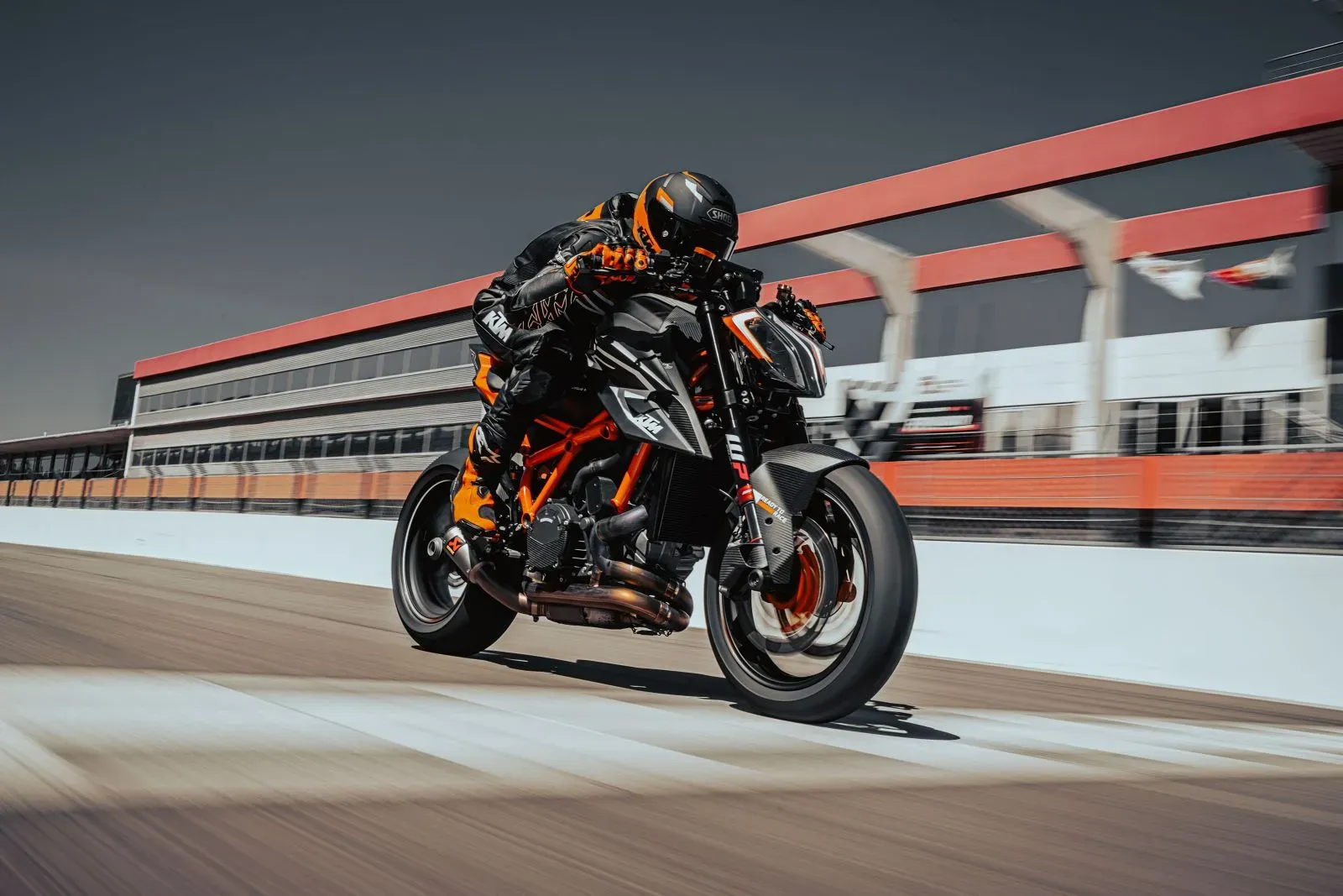 KTM 1290 Super Duke R EVO